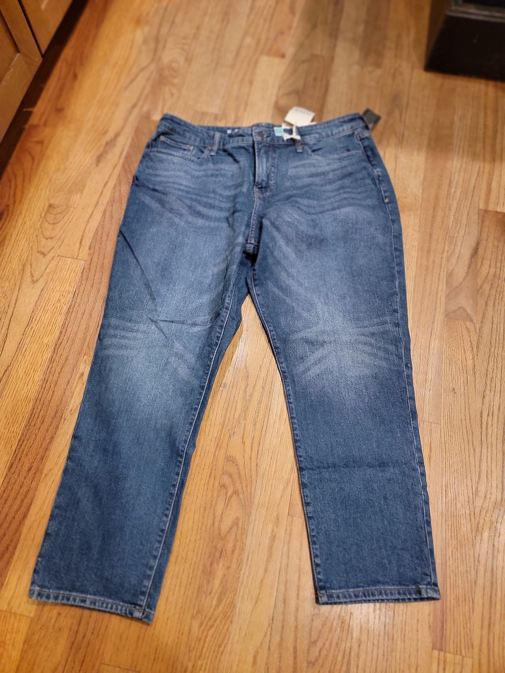 NWT Classic Women's Ana Mid-Rise Boyfriend Cut Blue Denim Jeans